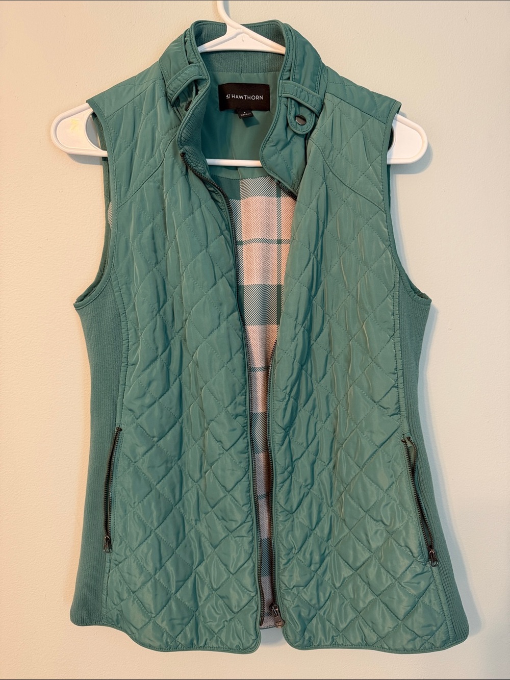 41 Hawthorne Dulcie Quilted Sleeveless Vest in Teal